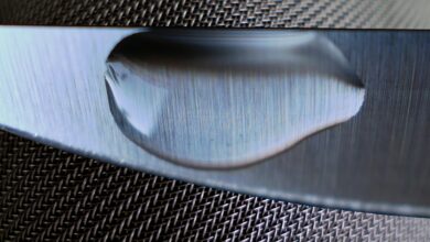 Zaawansowane techniki obróbki i funkcjonalizacji powierzchni stali nierdzewnych